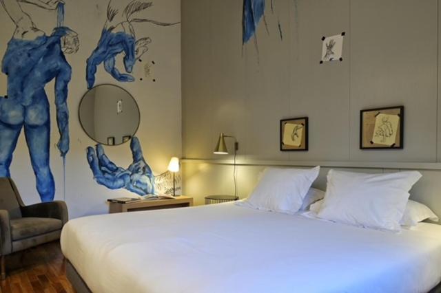 Restaurant & E Caselle Hotel